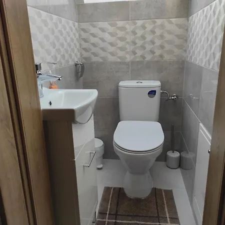 Pod Brzyzkiem 2 *